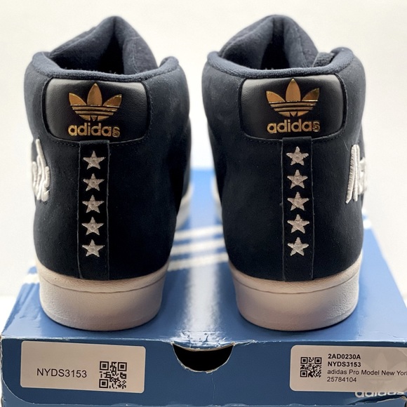 Adidas Pro Model ‘New York’, Size 9.5, New w/ Box - Picture 9 of 12